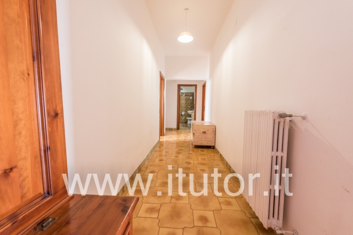 APPARTAMENTO 145 mq. CON ENTRATA INDIPENDENTE