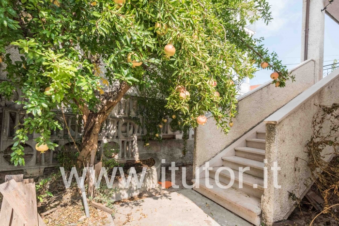 APPARTAMENTO 145 mq. CON ENTRATA INDIPENDENTE