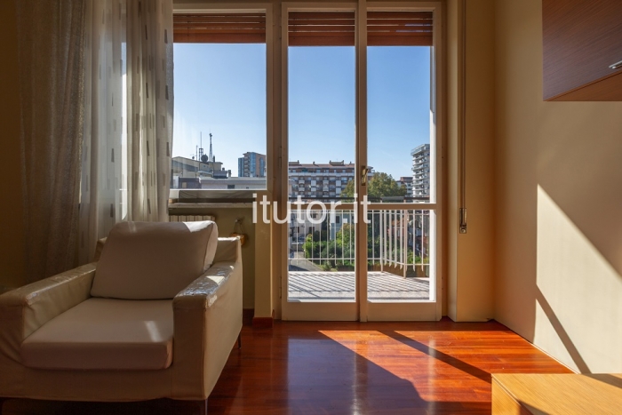 Luminoso appartamento con due camere