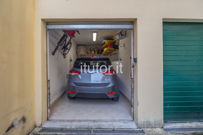Appartamento ristrutturato con garage