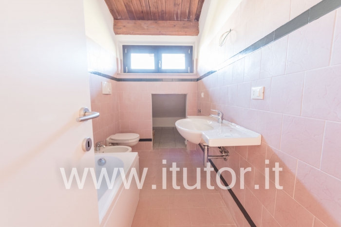 Duplex panoramico 100 mq. con tre camere