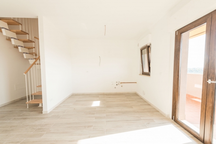 Duplex panoramico 100 mq. con tre camere