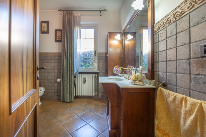 Villa con due appartamenti