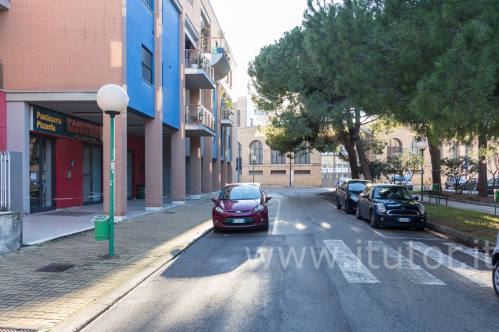 PESCARA - ZONA AURUM/PINETA DANNUNZIANA: VENDESI APPARTAMENTO/LOFT DI 130 MQ CON GIARDINO ESCLUSIVO