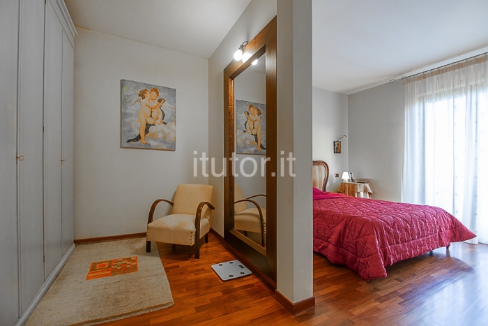 Villa panoramica con giardino