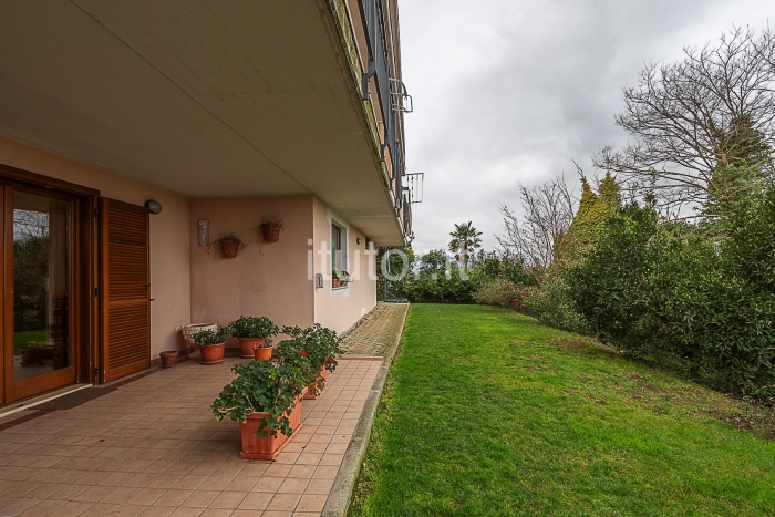 Villa panoramica con giardino