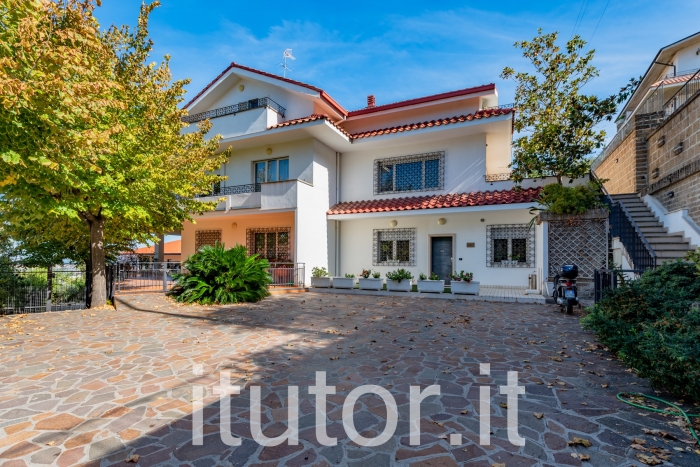 Appartamento due camere con piscina
