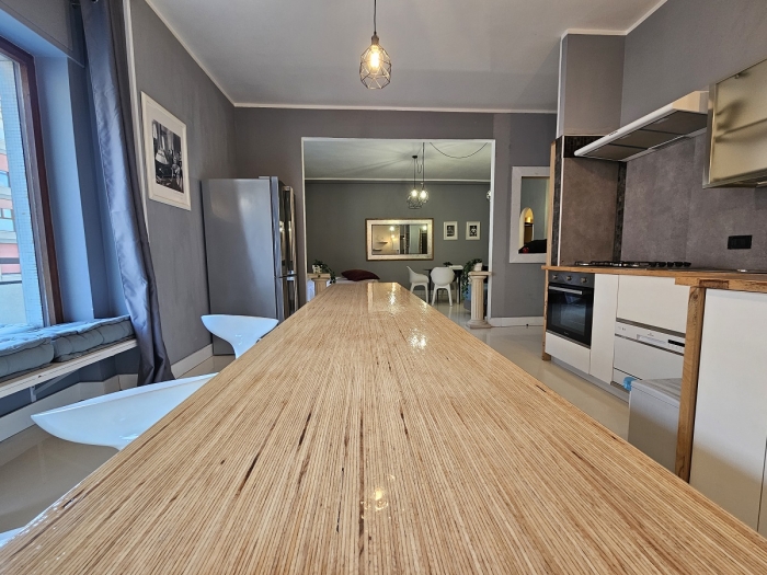 Appartamento con due ingressi