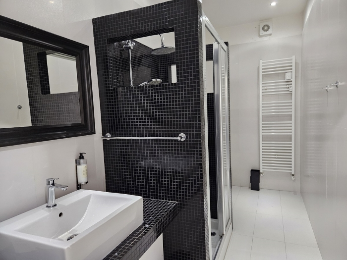 Appartamento con due ingressi