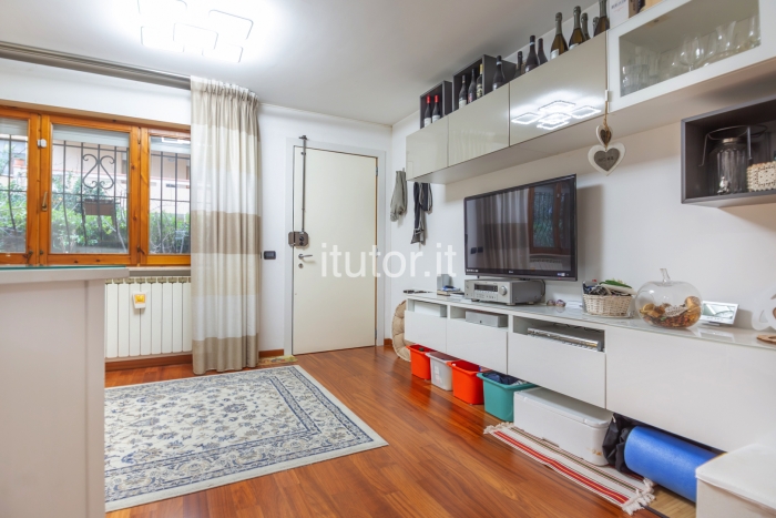 Appartamento con giardino