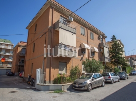 Appartamento con 3 camere da letto
